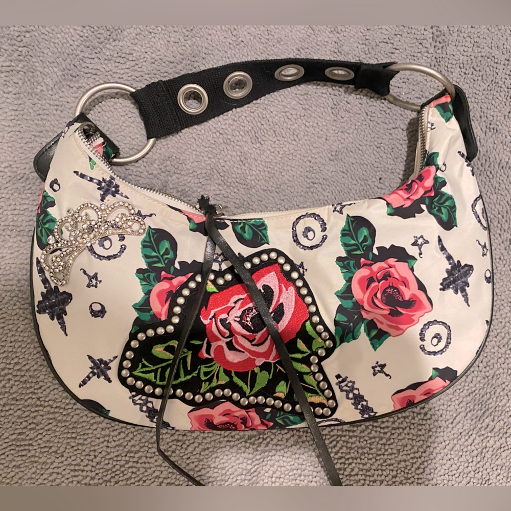 Betsy Johnson Betsyville white glam rock small shoulder hand bag purse